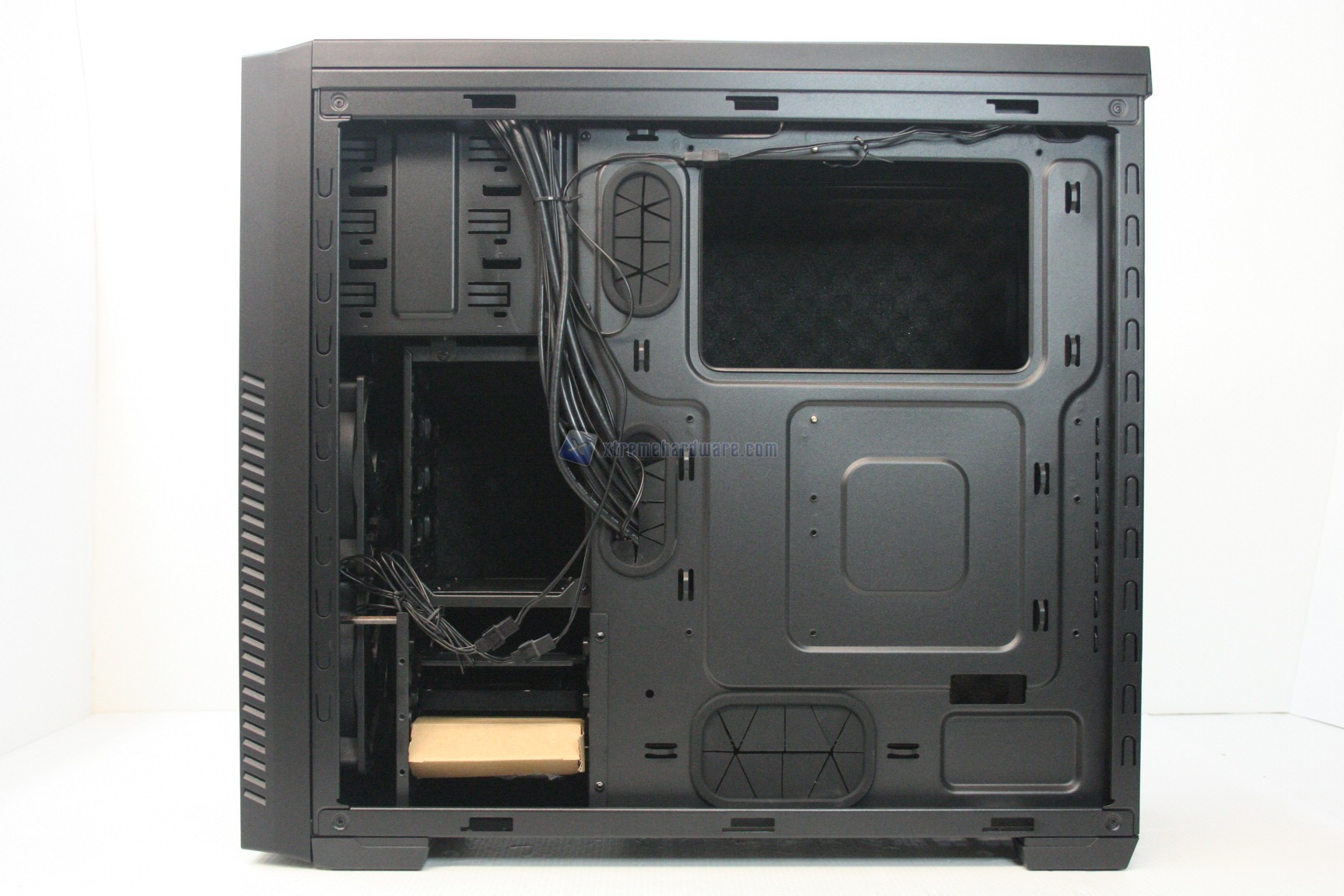 Cooler Master Silencio 650 Pure 00009