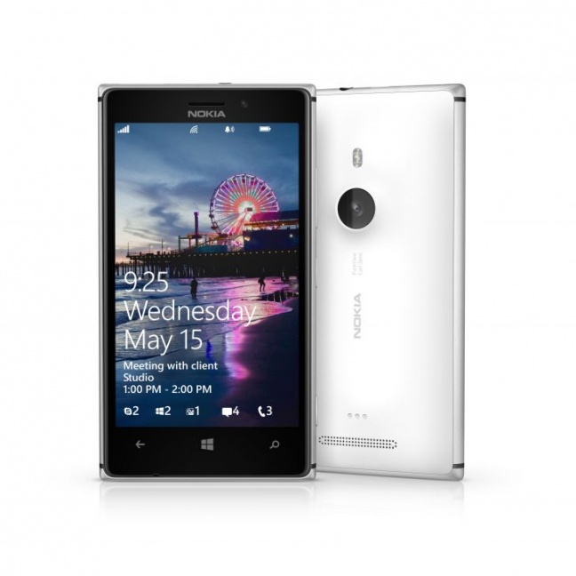 Nokia Lumia 925 02