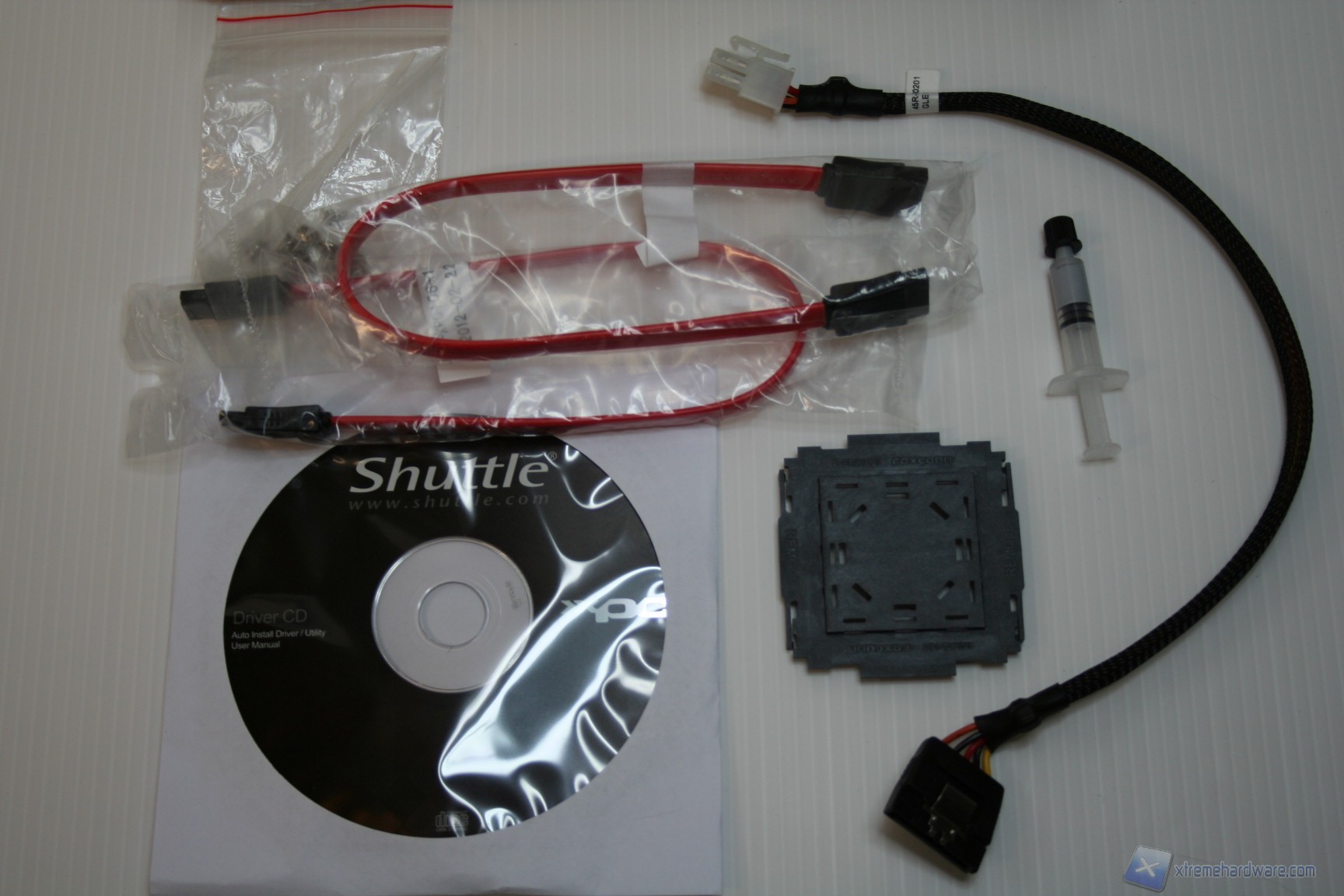SHUTTLE SX79R5 WWW.XTREMEHARDWARE.COM 00045